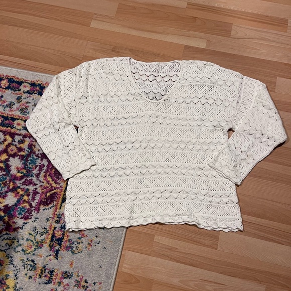 ⚠️ Vintage vibes crochet knit sweater - Picture 1 of 5